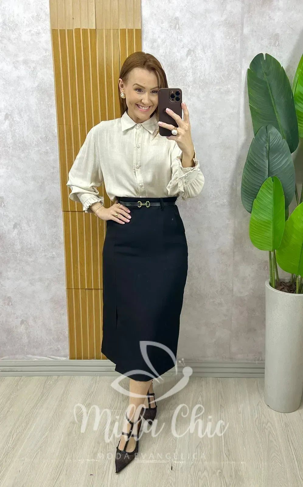 Saia Martinha em Alfaiataria – Preta